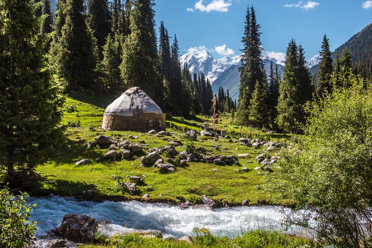 kyrgyzstan best time to travel